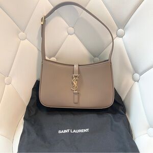 Saint Laurent Taupe Smooth Calfskin Le 5 A 7 Hobo small